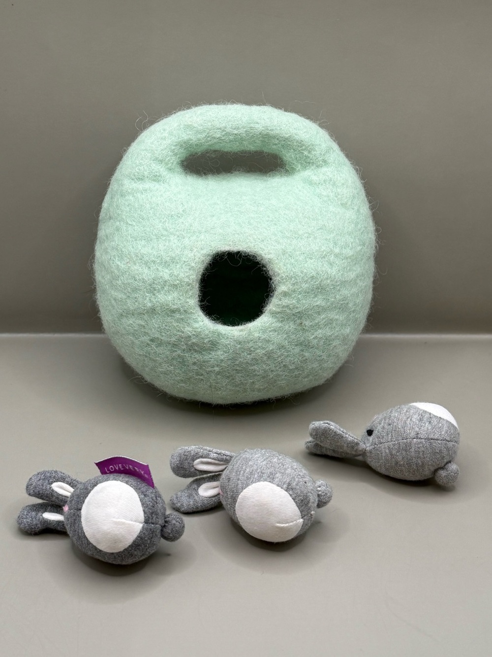 Lovevery Burrow of Bunnies Green Felt with 3 Bunnies Sensory Baby Learning Toy